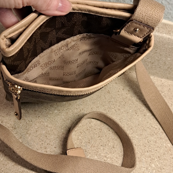 Michael Kors Crossbody Bag - Picture 7 of 13